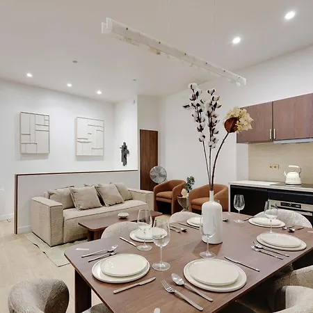 Elegant - 2bd 6p - De Apartment