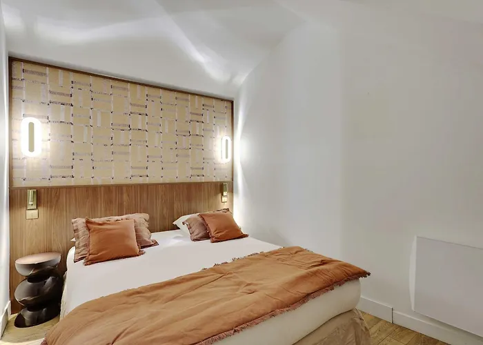 Elegant - 2bd 6p - De *